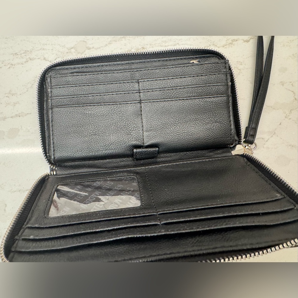 Steve Madden Black Zip-Around Wristlet Wallet Clutch – Multi-Card Organizer 🖤✨ - Picture 2 of 8